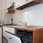 Beachfront Luminous Flat In Bibione