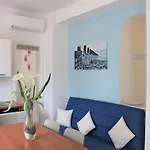 Beachfront Luminous Flat In Apartman Bibione