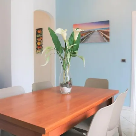 Beachfront Luminous Flat In Appartement Bibione