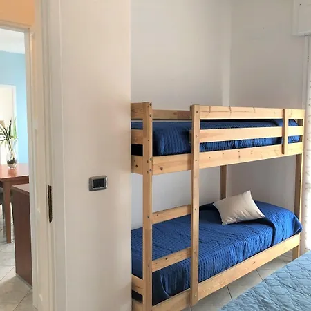 Beachfront Luminous Flat In Appartamento *
